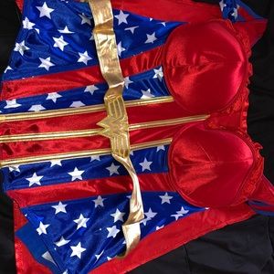 Halloween sexy wonder women corset